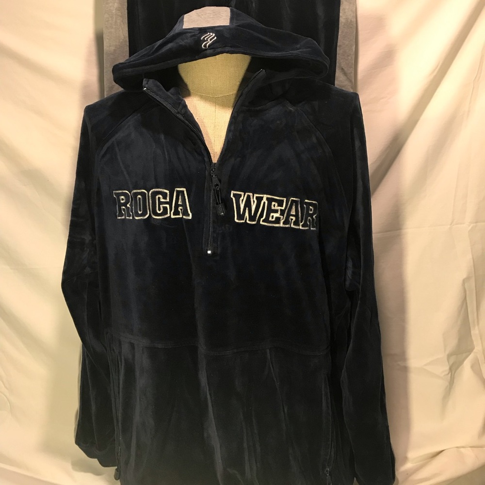 Y2K Rocawear Men’s Velour Tracksuit Set. Blue/Blck